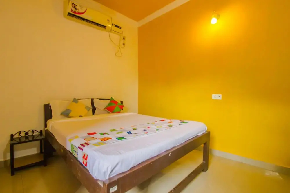OYO 22472 Home Elegant Studio Tito's Lane