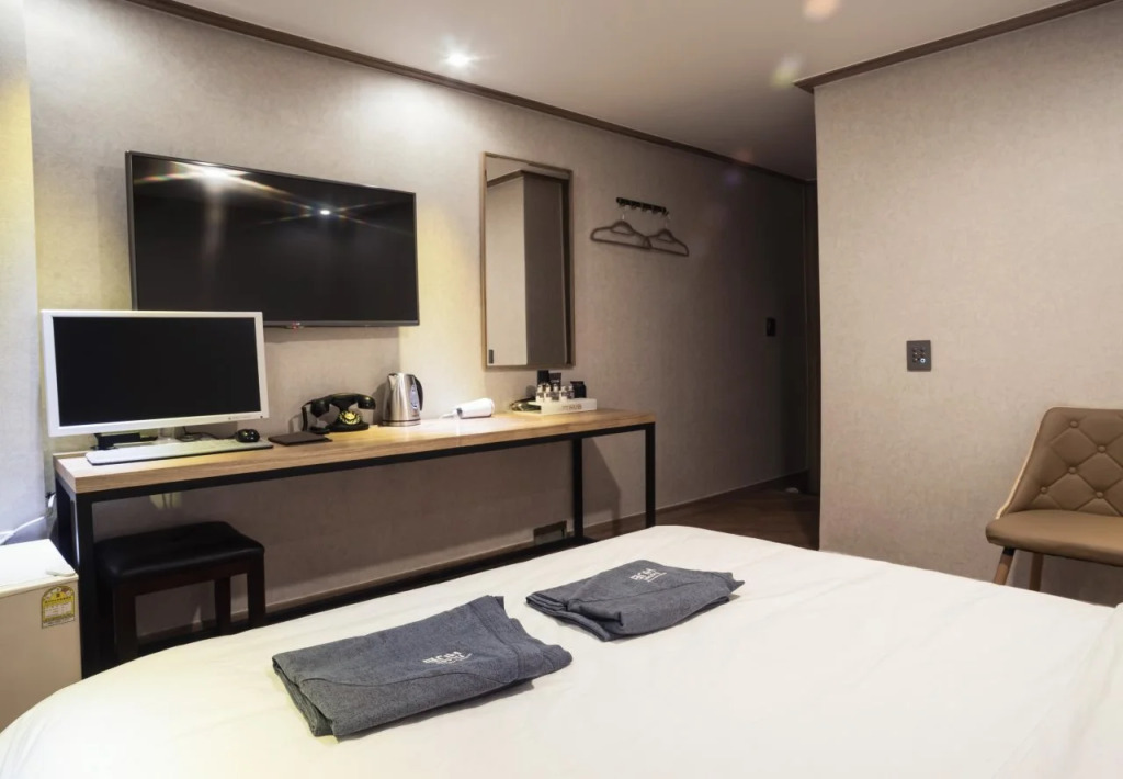Hub Hotel