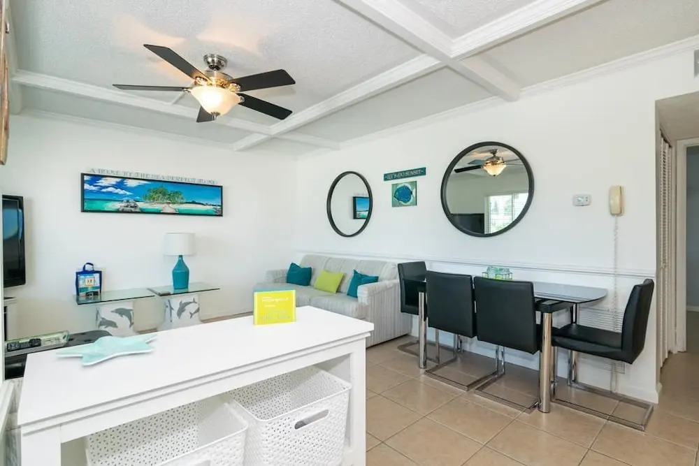 Palm Cay 3