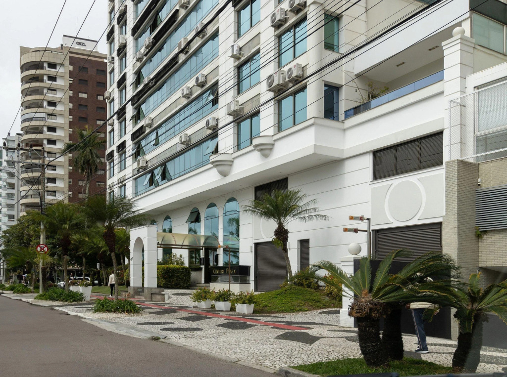 Apto Luxo Frente Beira Mar Norte Floripa Rcm508