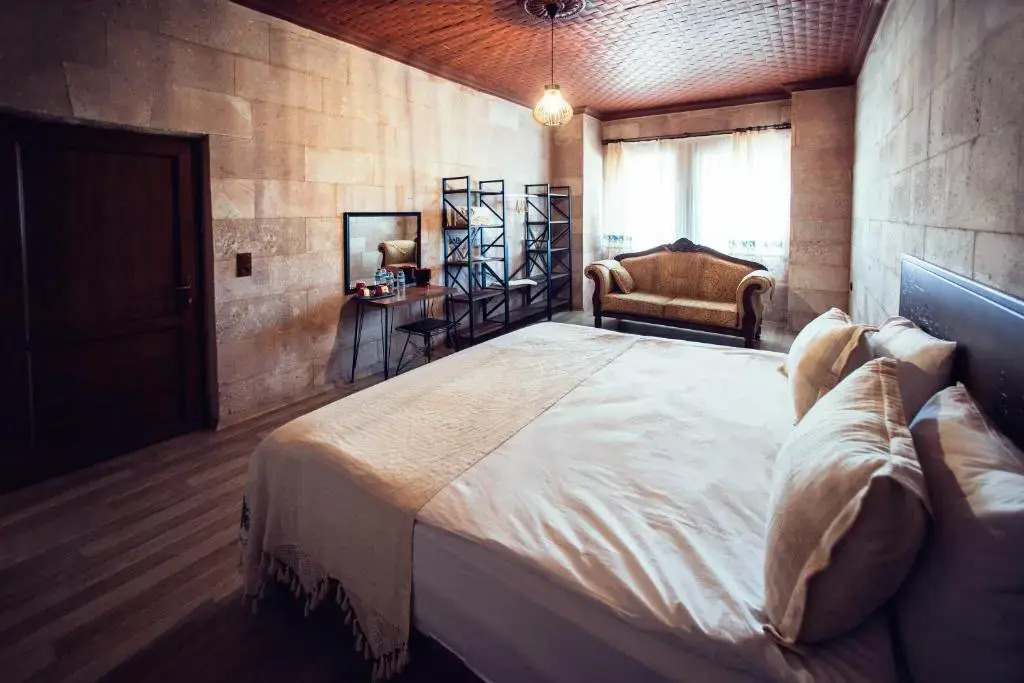 Azalea Terrace Cave Hotel