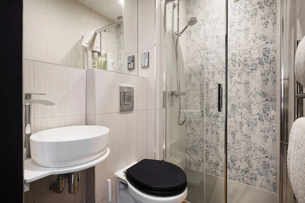 Bonnie Hotel - Smart Boutique ApartHotel - Haymarket Edinburgh