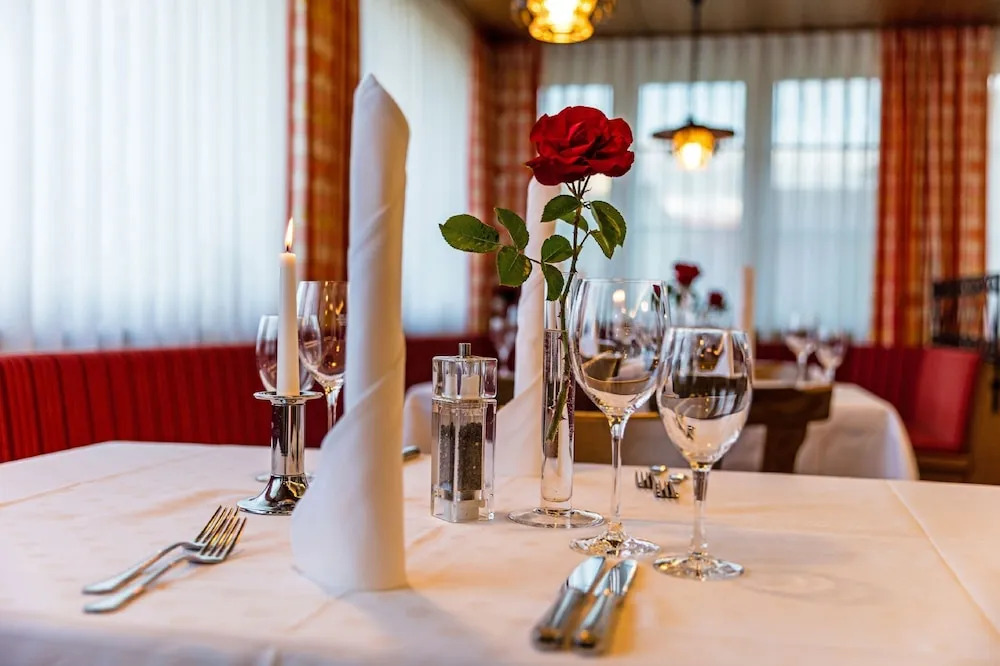 Gasthof - Hotel zum Ochsen GmbH