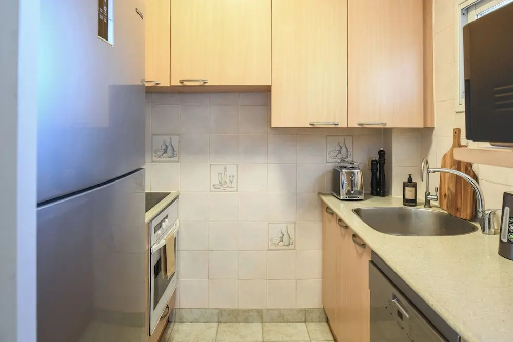 3BR SeaView Apt by the Beach by SeaNRent