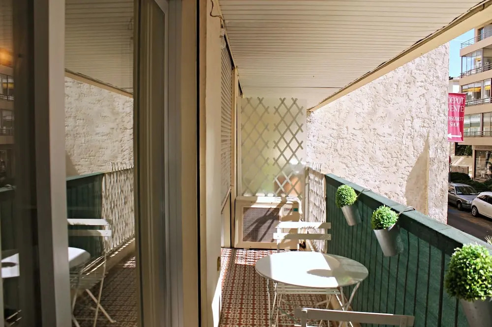Viva Riviera Cosy 1 Bedroom with balcony