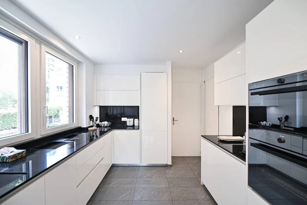 Luxury Lake View Motta Apartment in Lugano