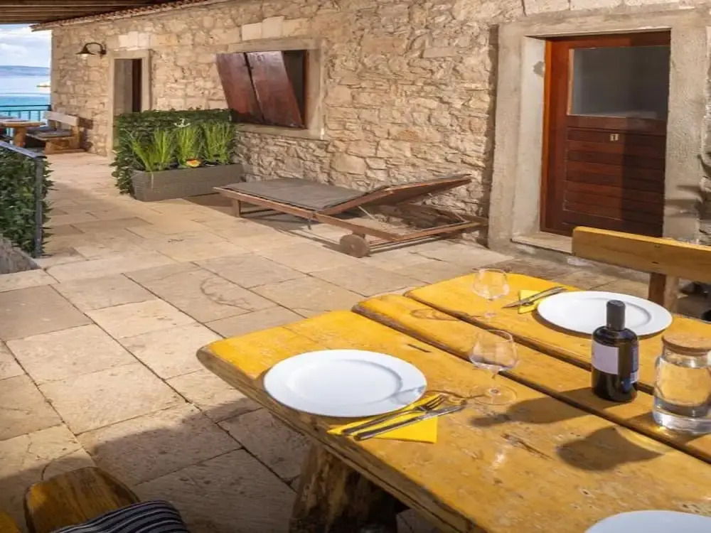 Apartments Vela Stiniva