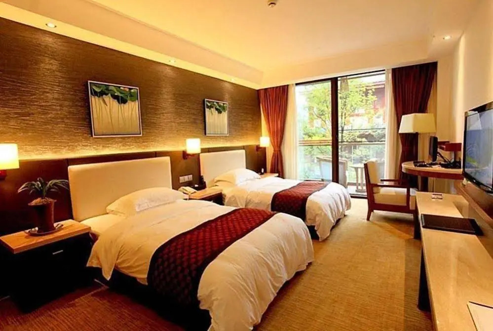 Huifeng Hotel