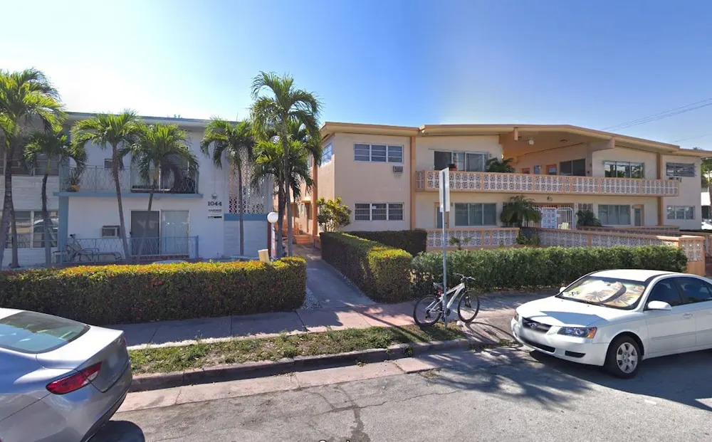 One Bedroom Place in the heart of SOBE