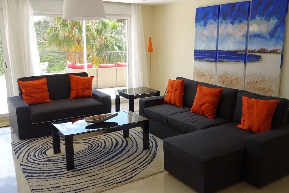 Sanroque Club Apartment