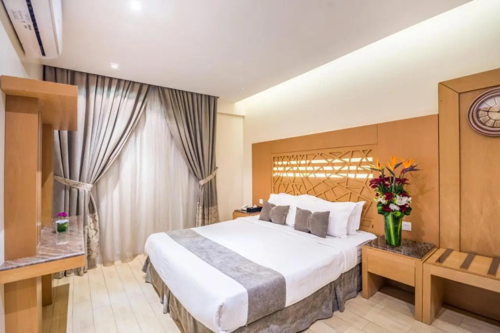Al Muhaidb Residence Al Malaz 4 - Economic