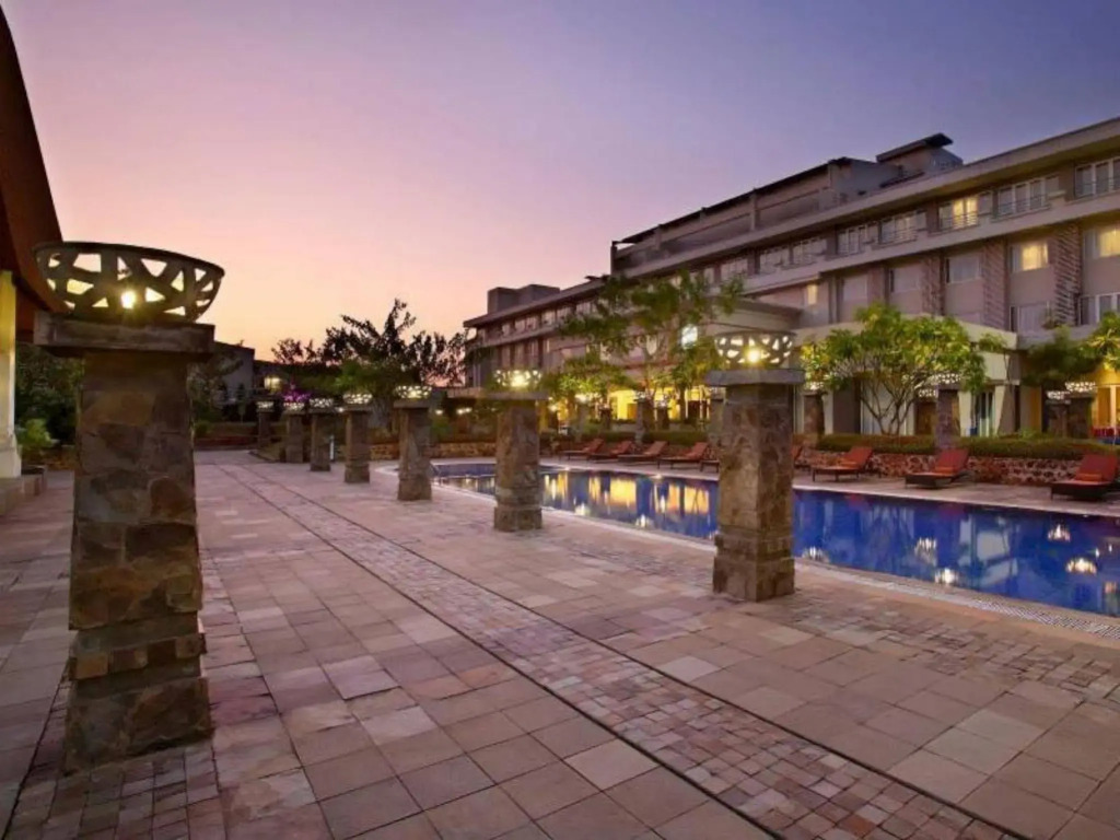 Oakwood Hotel & Apartments Taman Mini Jakarta