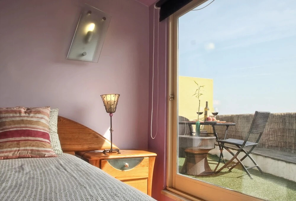 ALTIDO Attractive 1BR Apt w/terrace &river view, nearby Santa Apolonia train station