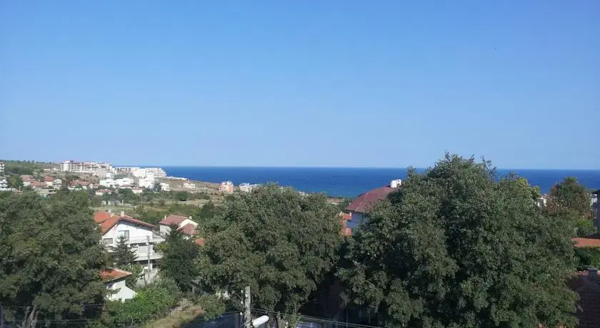 Dimovi Guest House