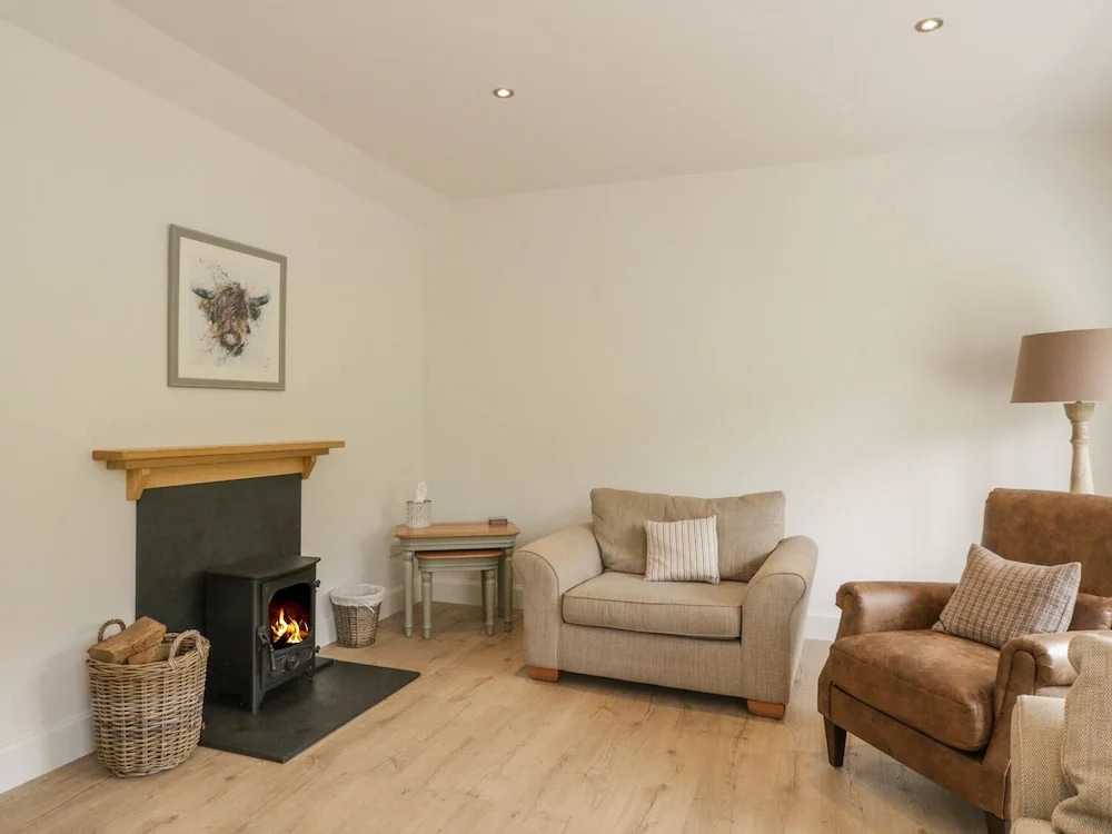 Railway Cottage, Blairgowrie