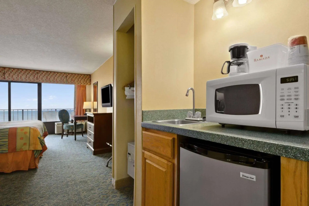 DoubleTree by Hilton Virginia Beach