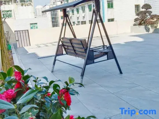 Taizhou Lazy Host Movie Homestay Apartment