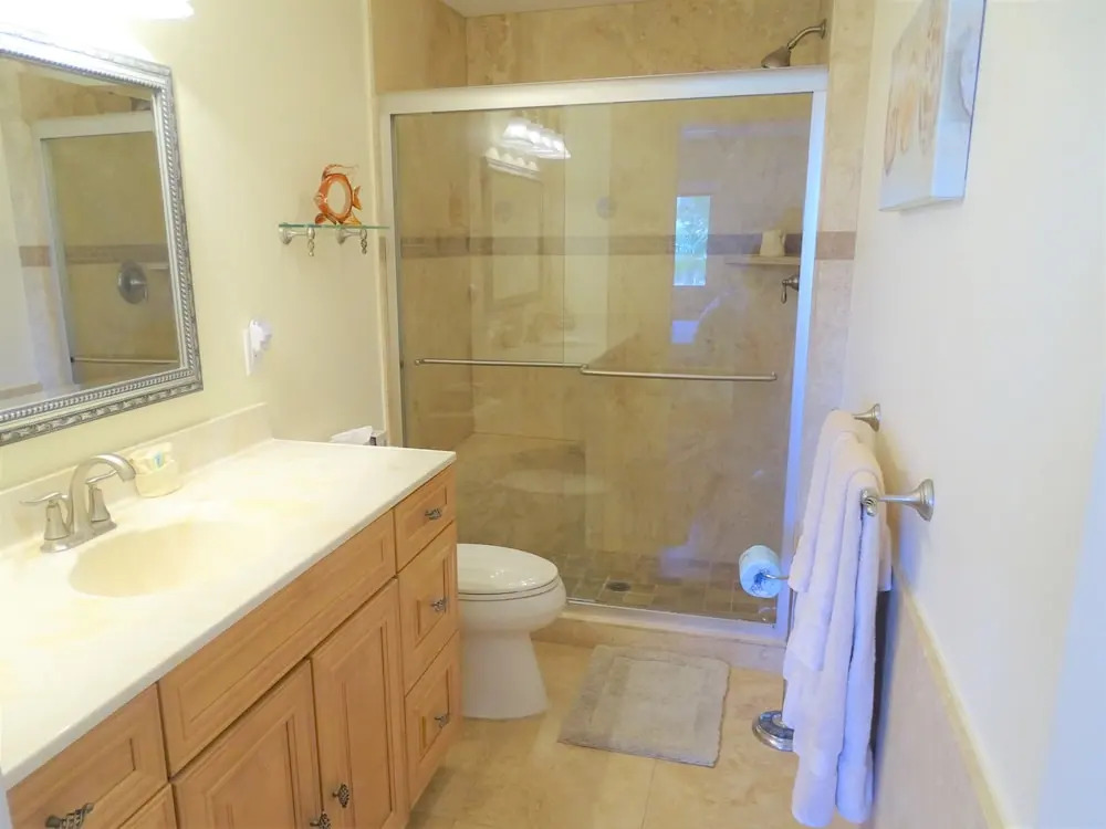 Sunset Royale - 114 2 Bedrooms 2 Bathrooms Apts
