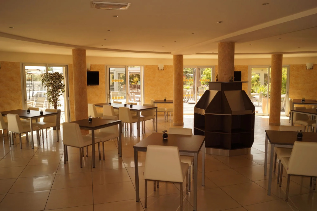 Hotel Costa Salina