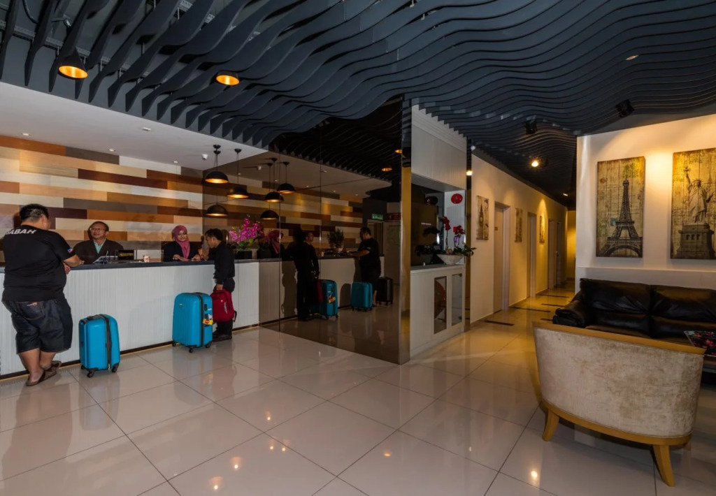 Uptown Subang Airport