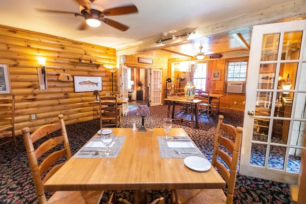 Waybury Inn