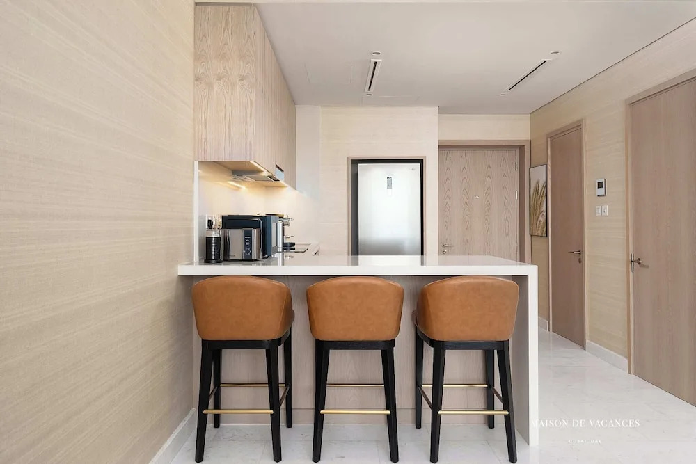 The Palm Tower 1 Corner Bedroom Dubai