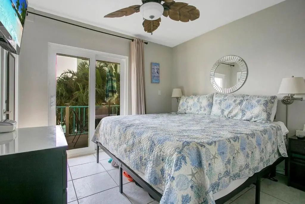 Five Palms Suite 210 - Daily - Weekly - Monthly