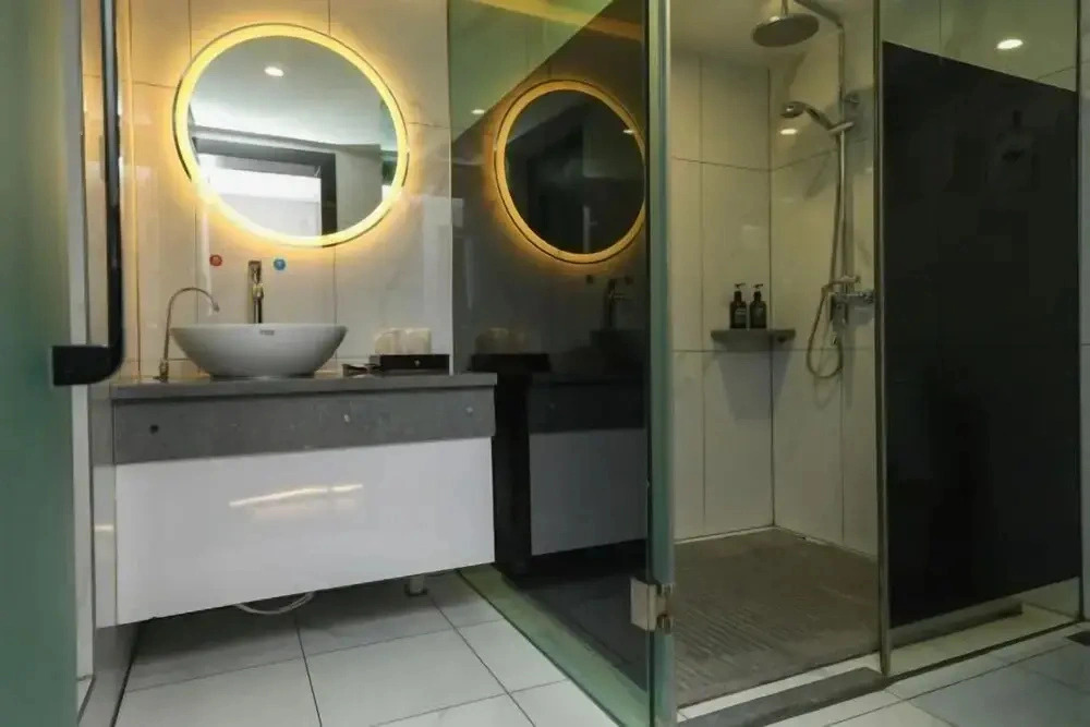 Yuecheng Business Motel