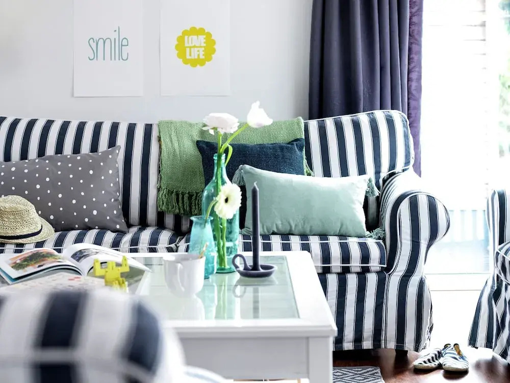 Stylish Stay on the Water