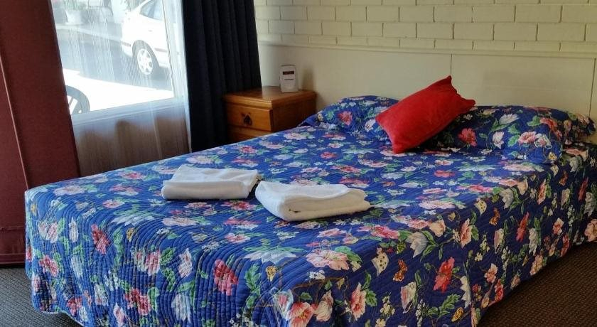 Mayfield Motel