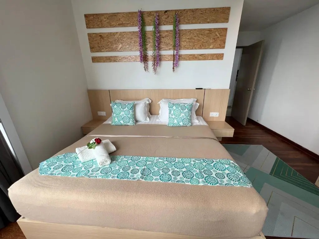 DGunduls Homestay Family Suite 2R 2B by DGH I-CITY