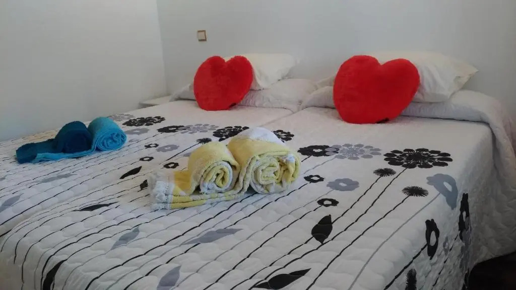 Apt Cardoso 3 ao lado da Praia Peneco
