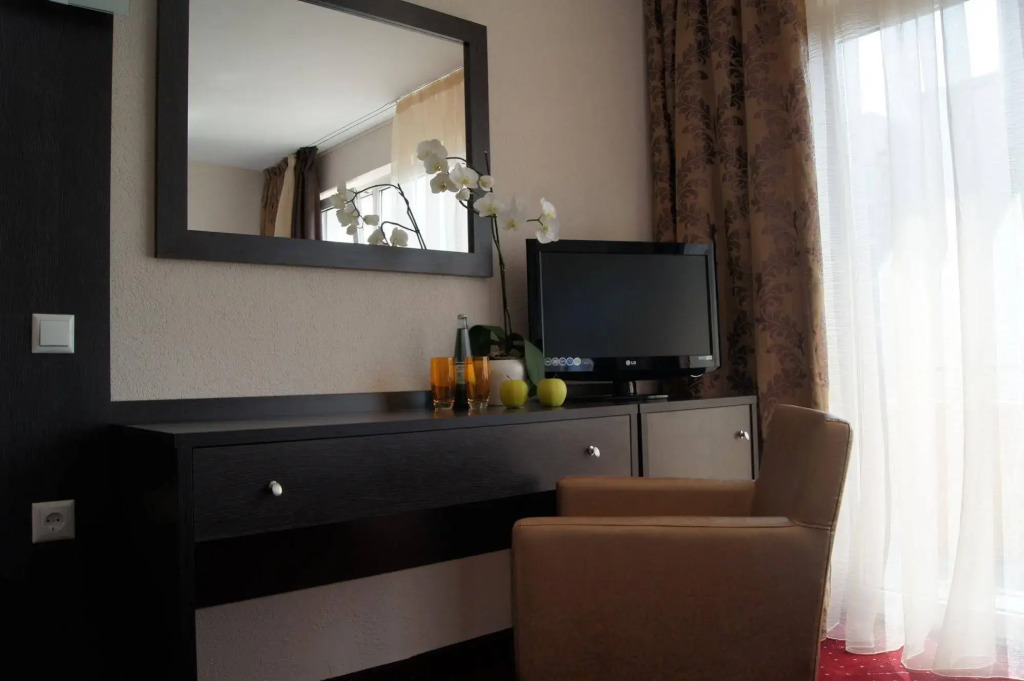 2Places Side
