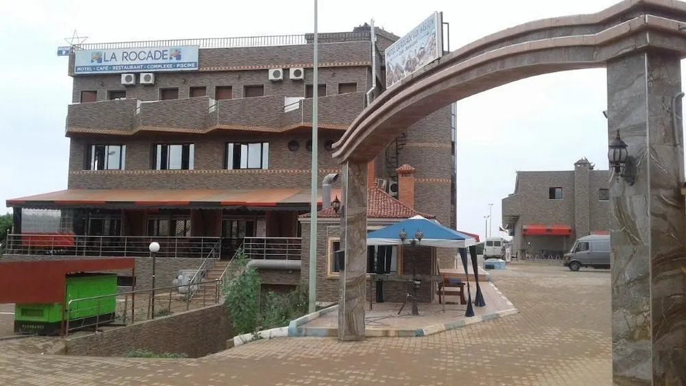 Motel Café Resto La Rocade