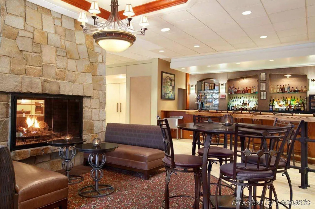DoubleTree by Hilton Boston/Bedford Glen