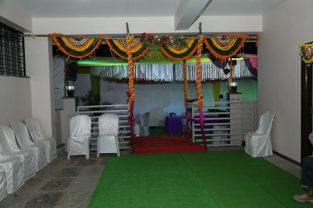 JK Rooms 144 Sai Guest House