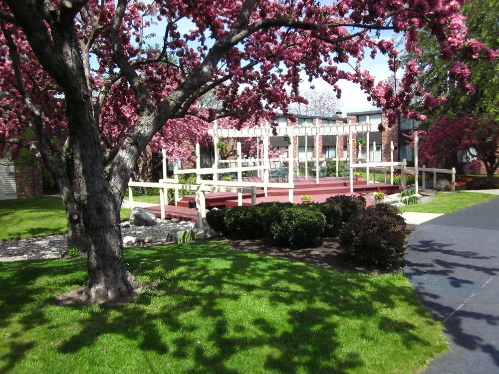 Zackery's Restaurant At Fireside Inn and Suites