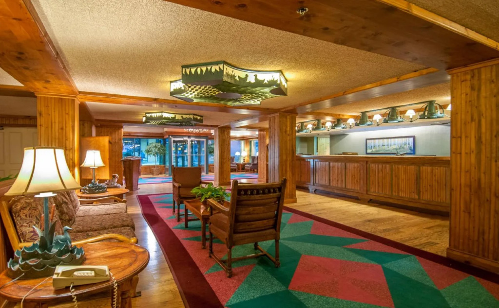 Cabot Lodge Millsaps