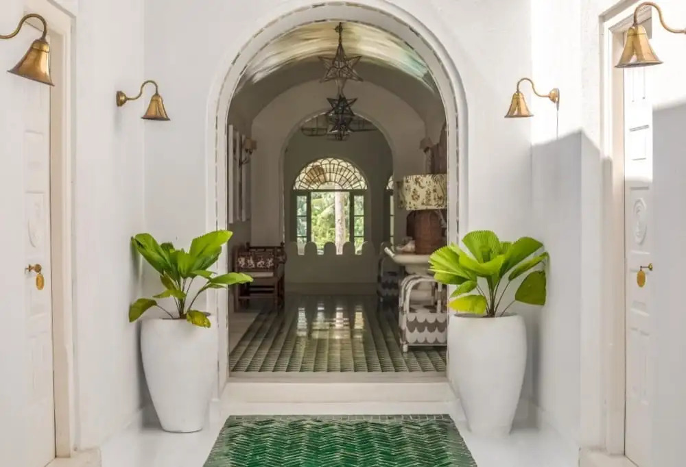 Breathtaking Villa In 02 Acres Of Tropical Walled-in Gardens