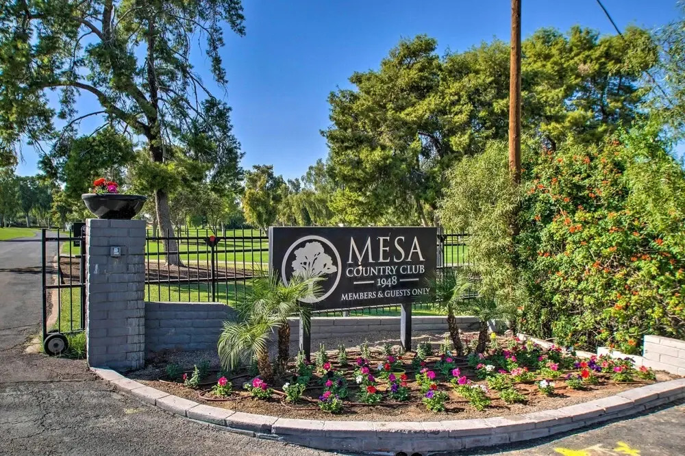 Mesa Retreat: Pool, Hot Tub & Yard Near Downtown