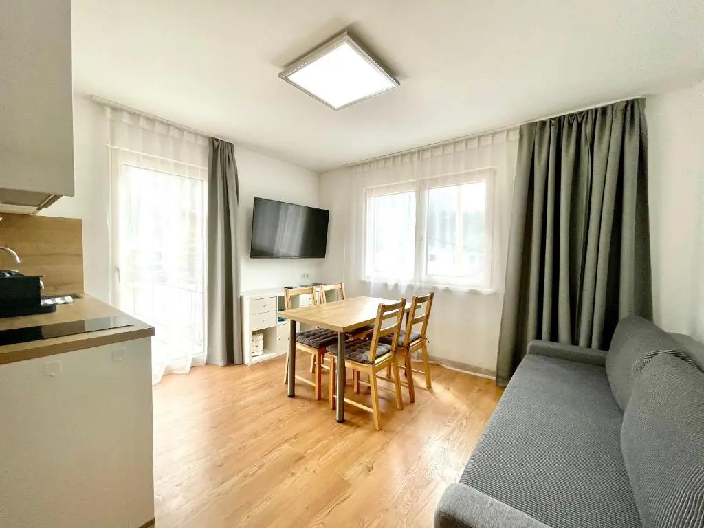 ALPsmart Apartments - Playground, Bike garage, Terrace, Sauna, near Lake