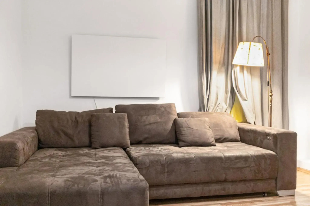 Budget Apartments Well connected to the Whole City