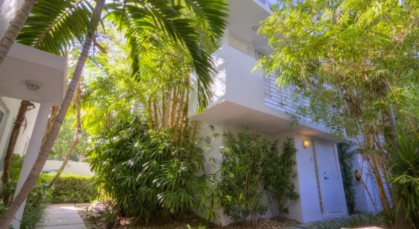 Dream Destinations at Meridian Ave