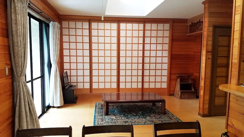 Himawari House