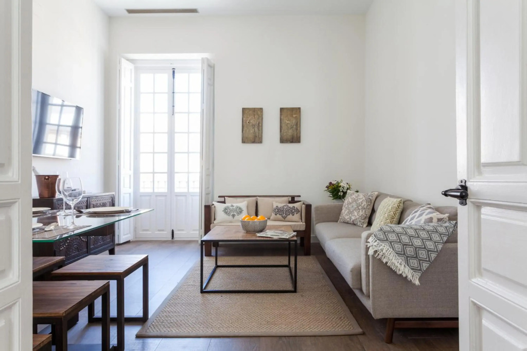 Stunning Boutique - Space Maison Apartments