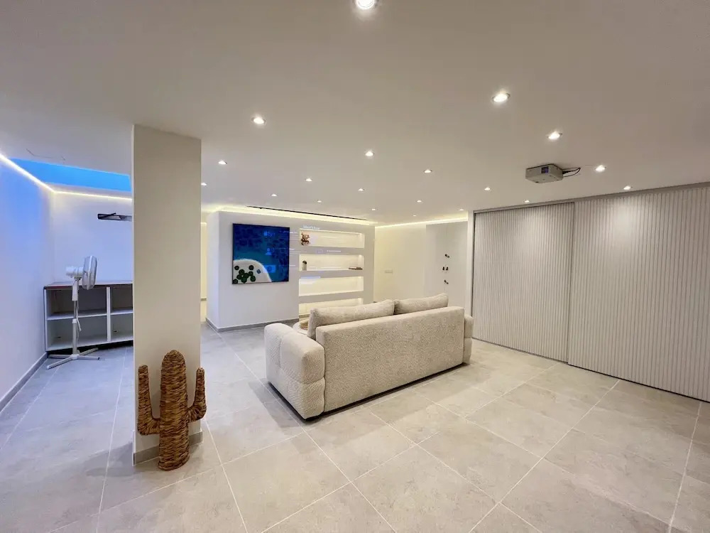 Vilamoura Deluxe Villa by Homing