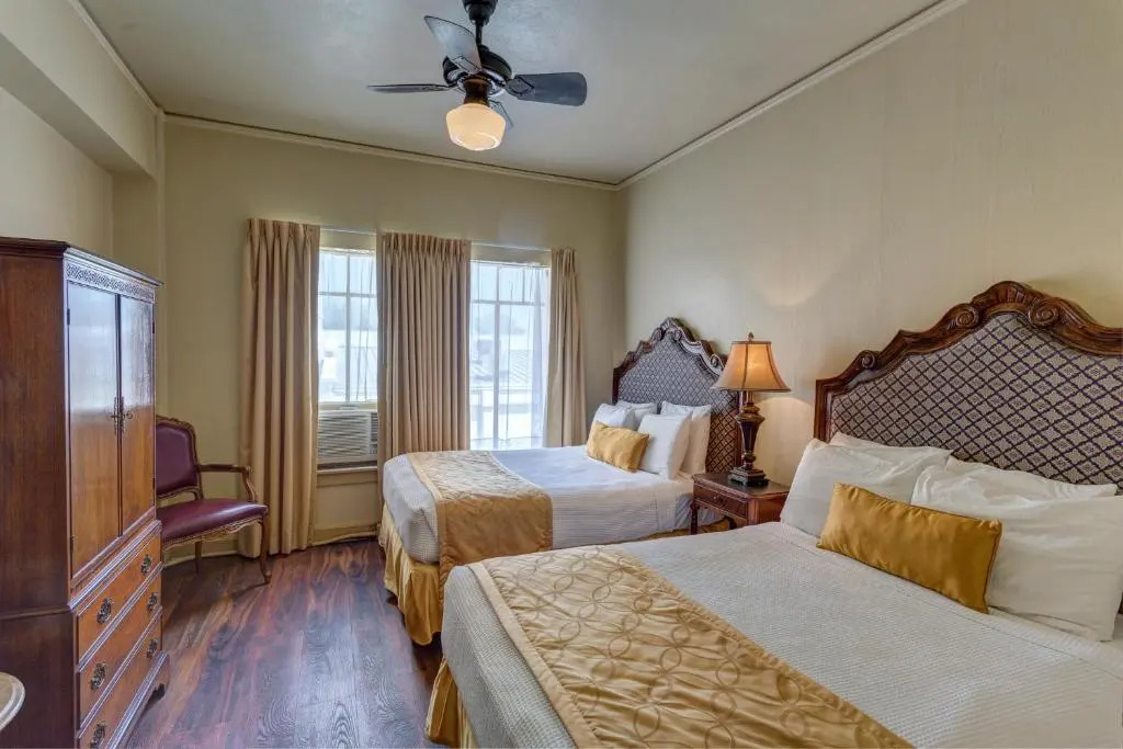 The Faust Hotel