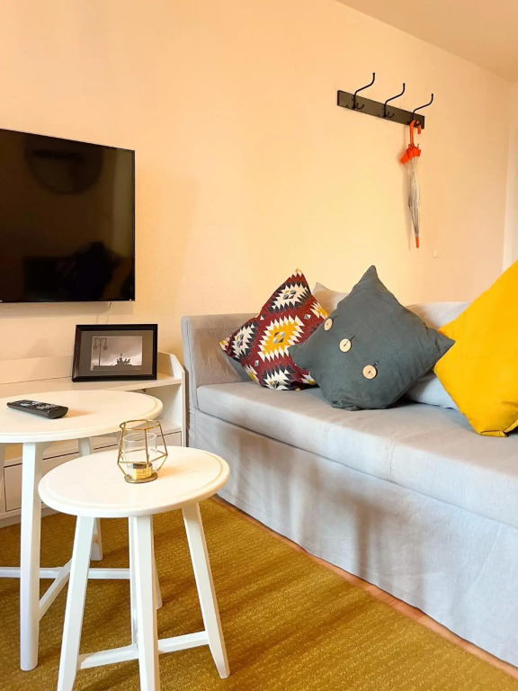 2 Zimmer City Apartment mit Terrasse und Tiefgaragenstellplatz in Zentrum von Leipzig