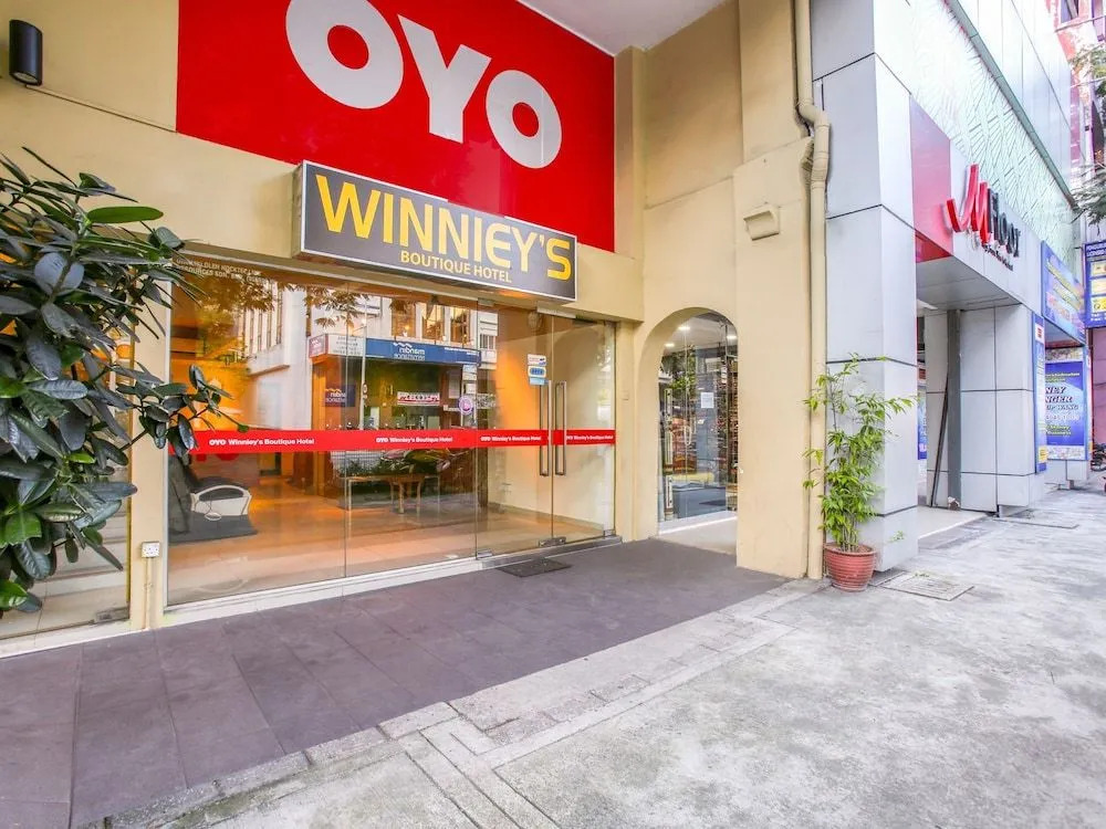 Oyo 89397 Winnieys Boutique Hotel