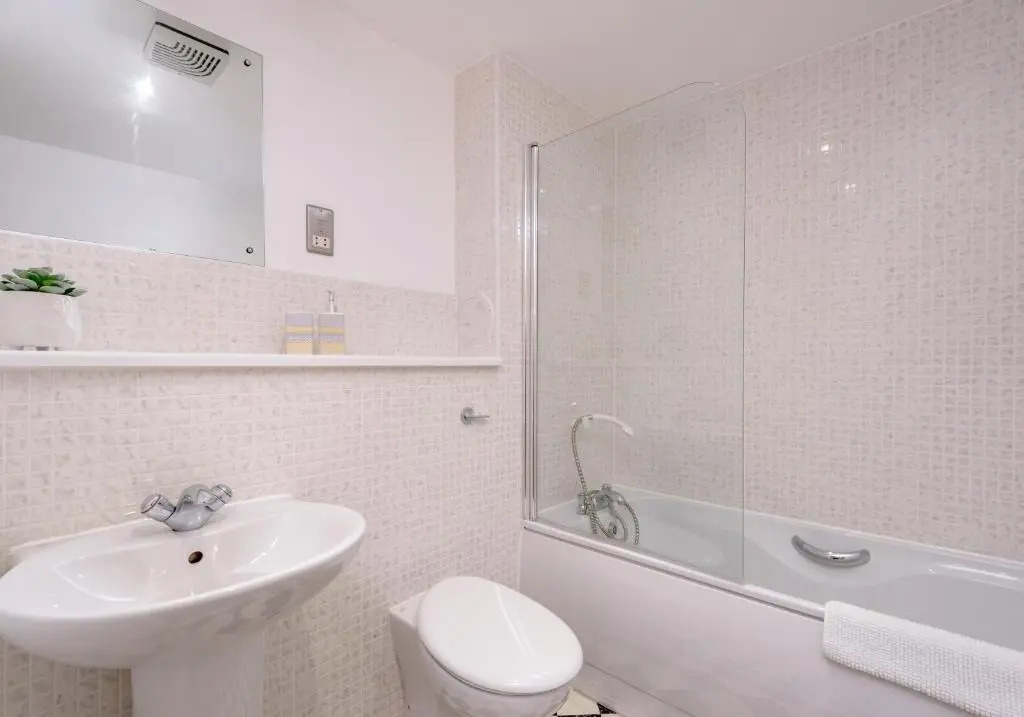 The Sandport Way Residence